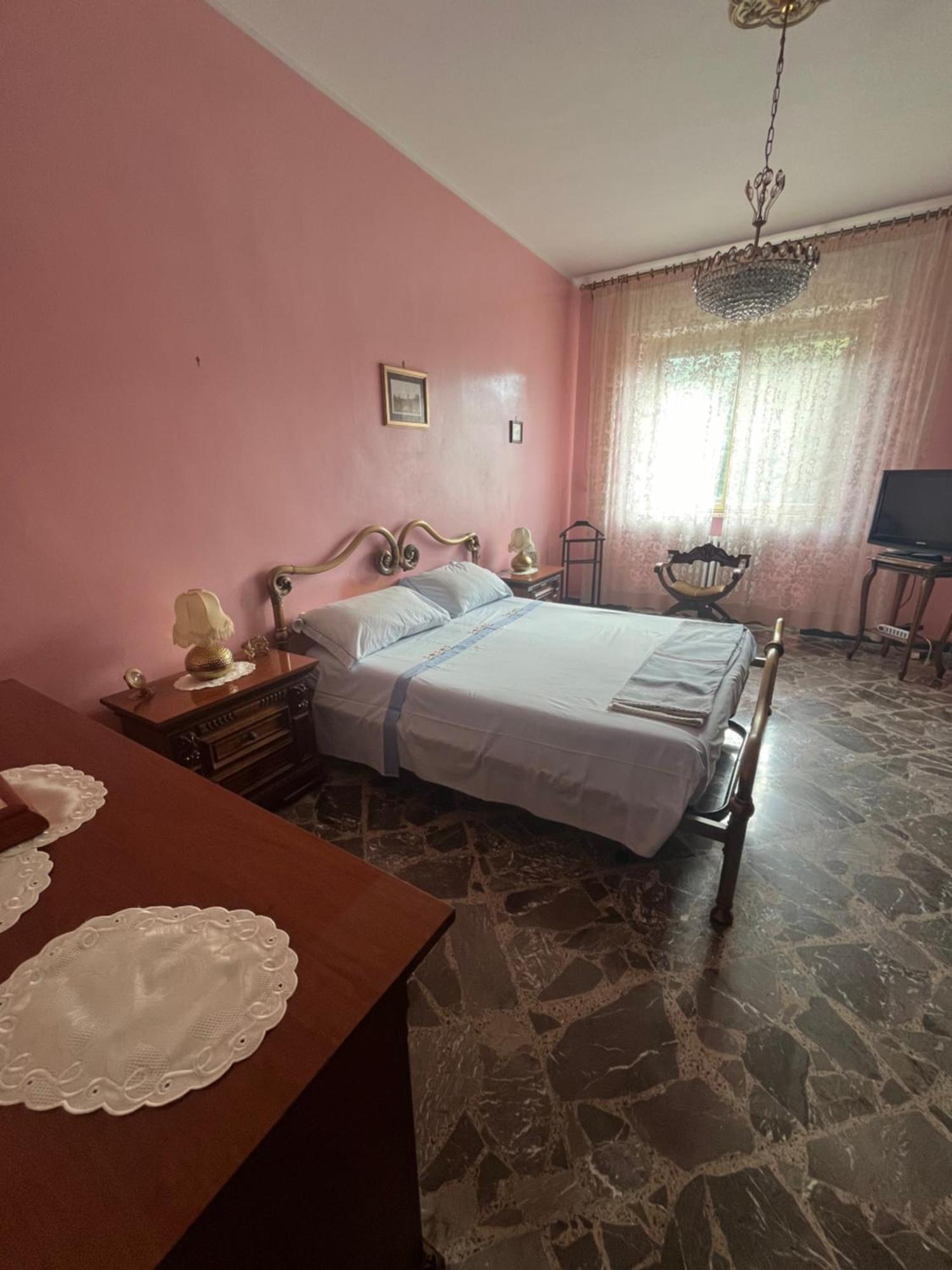 La Casa Di Anna Leilighet Brindisi Eksteriør bilde